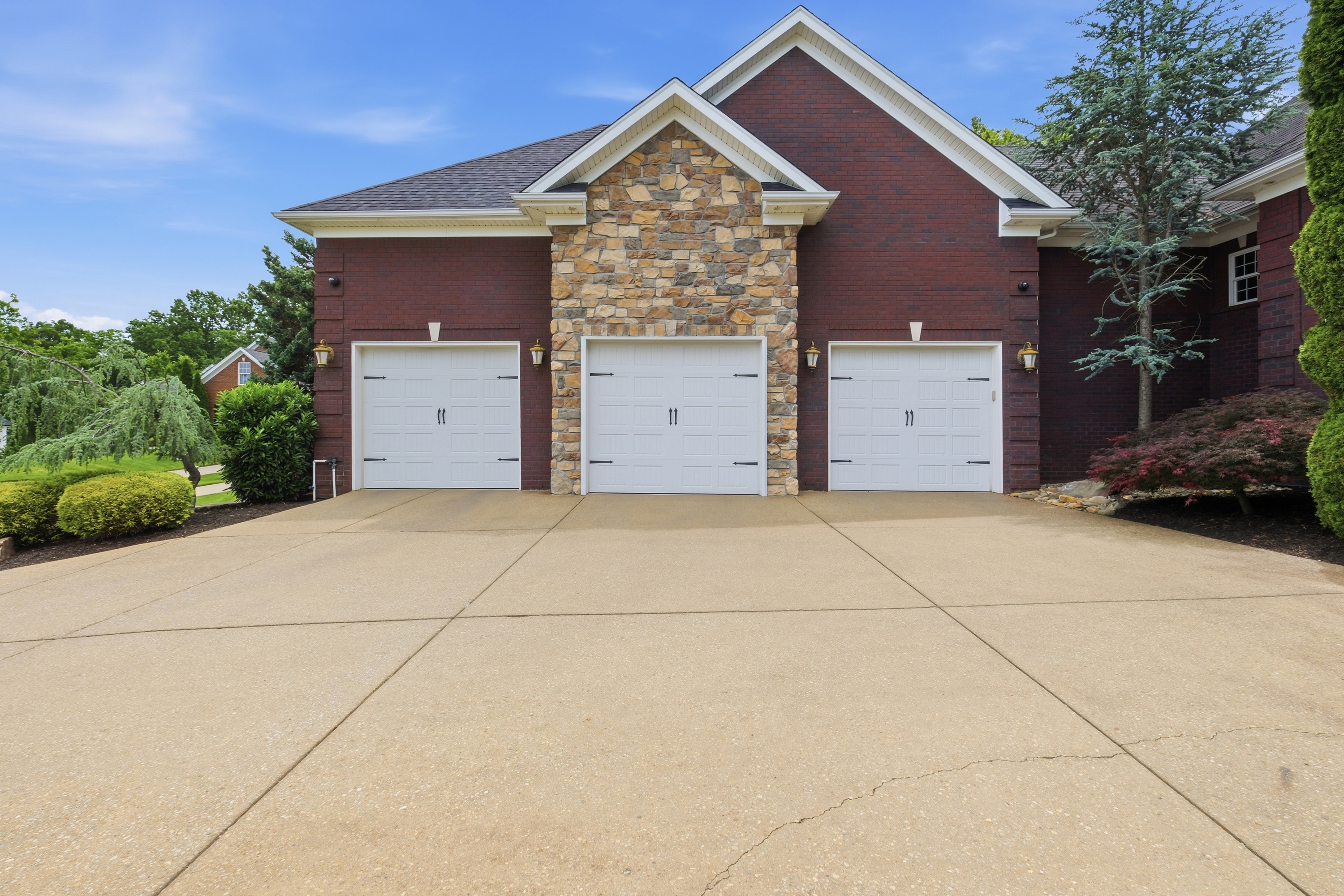  18108 Bellavista Place, Louisville, KY 40245 - 物件實景