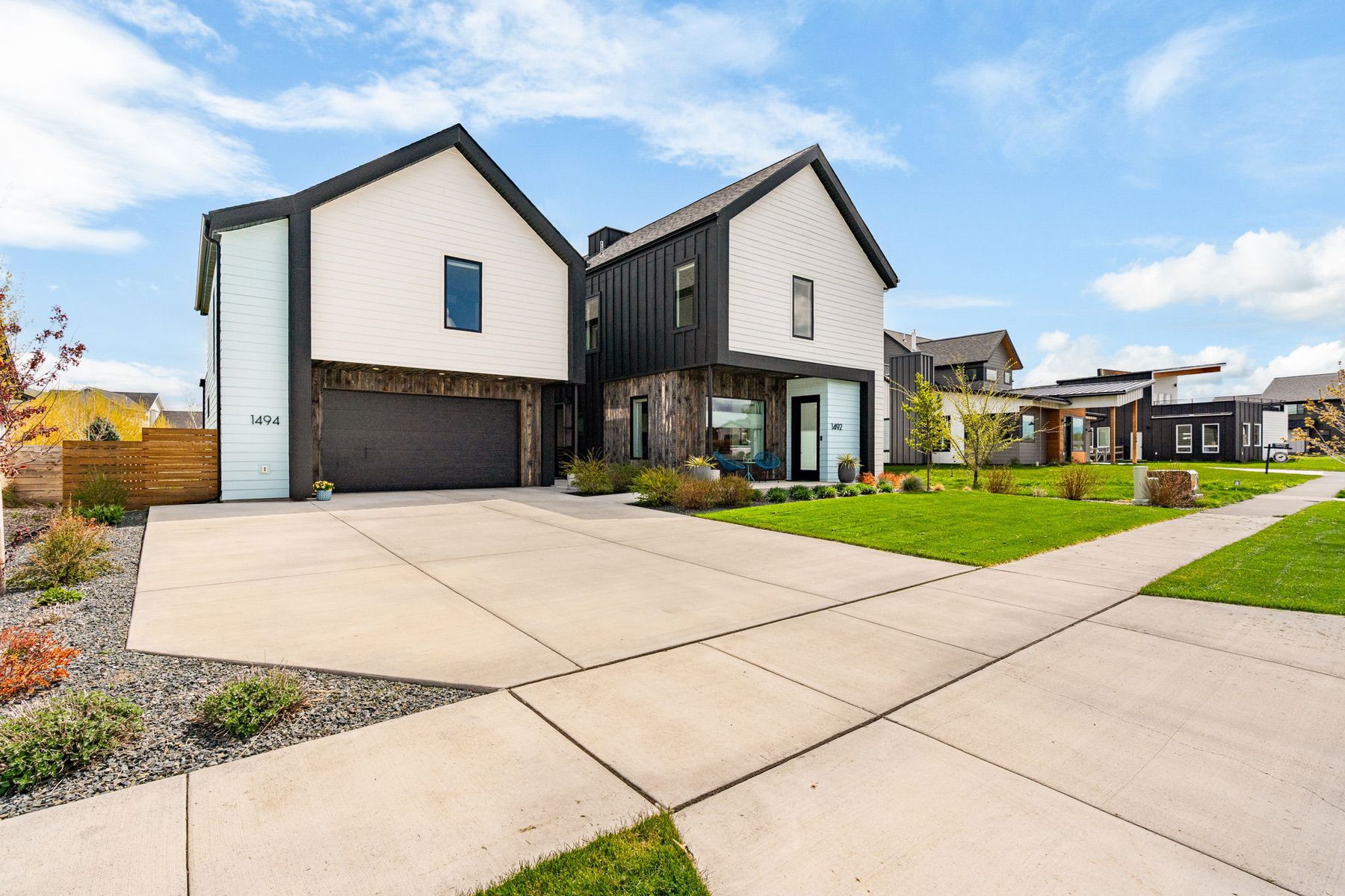  1492 Windrow Dr - 物件實景