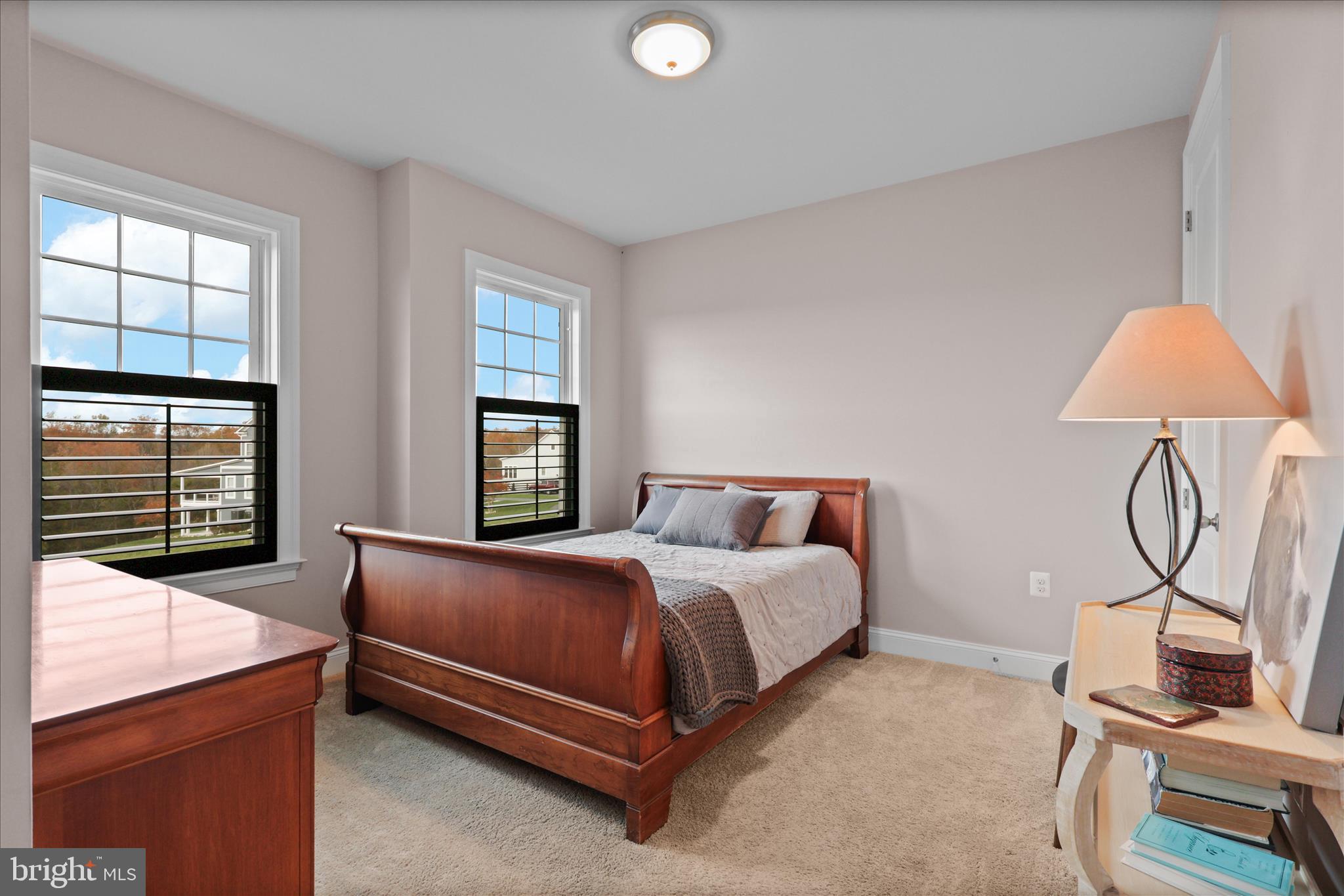 Aldie, Virginia, 20105, United States, 5 Bedrooms Bedrooms, ,5 BathroomsBathrooms,Residential,For Sale,1987386