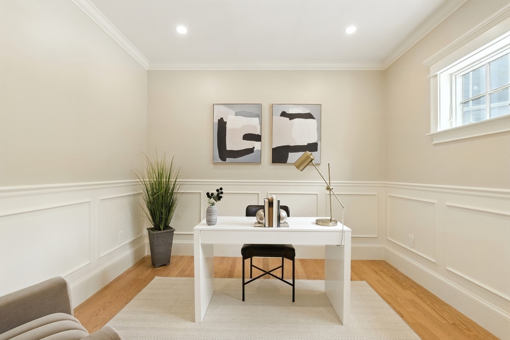 Newton, Massachusetts, 02459, United States, 5 Bedrooms Bedrooms, ,6 BathroomsBathrooms,Residential,For Sale,1938580