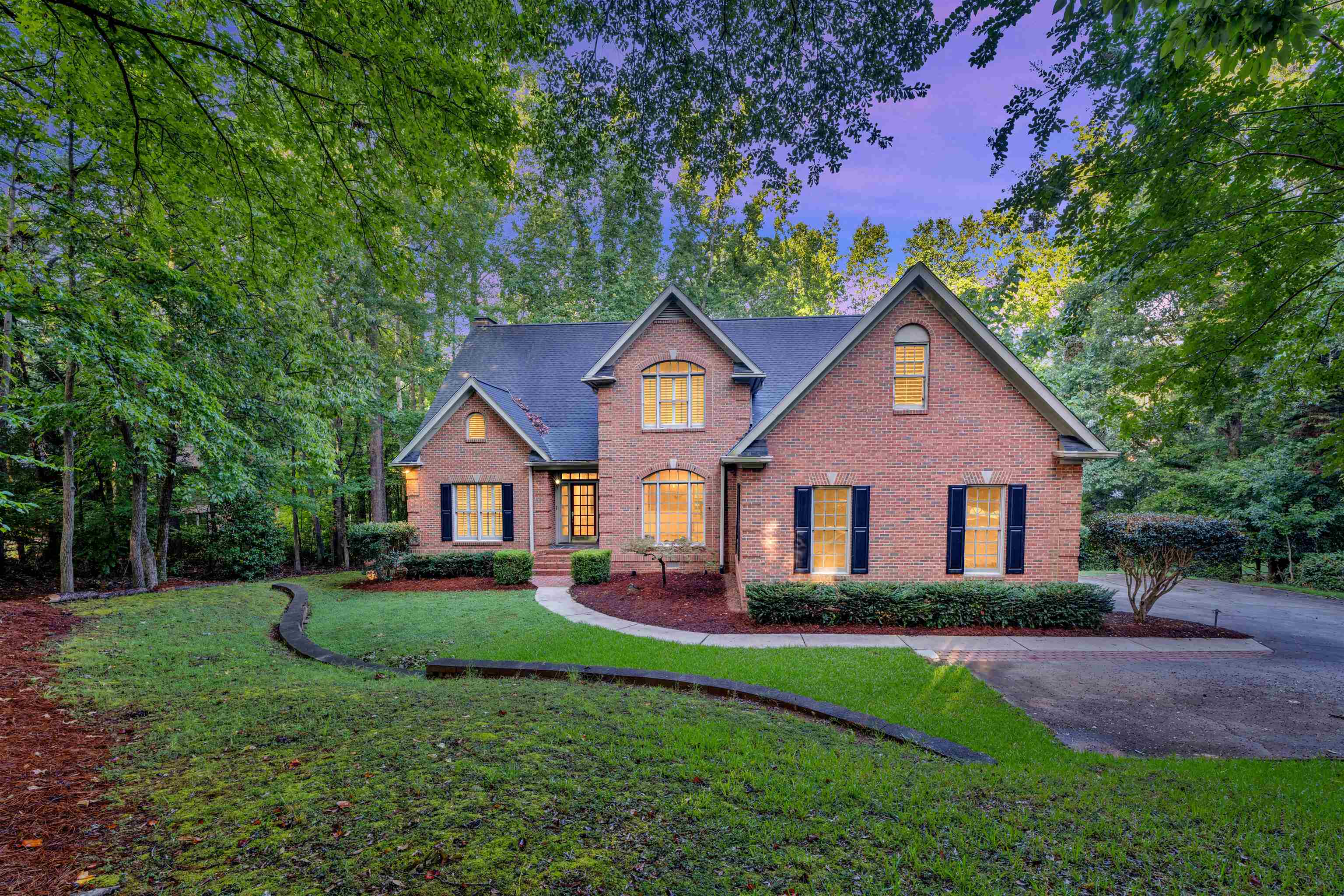 Spartanburg, South Carolina, 29306, United States, 4 Bedrooms Bedrooms, ,5 BathroomsBathrooms,Residential,For Sale,1913145