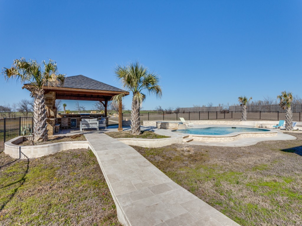 Fort Worth, Texas, 76179, United States, 5 Bedrooms Bedrooms, ,5 BathroomsBathrooms,Residential,For Sale,1721664
