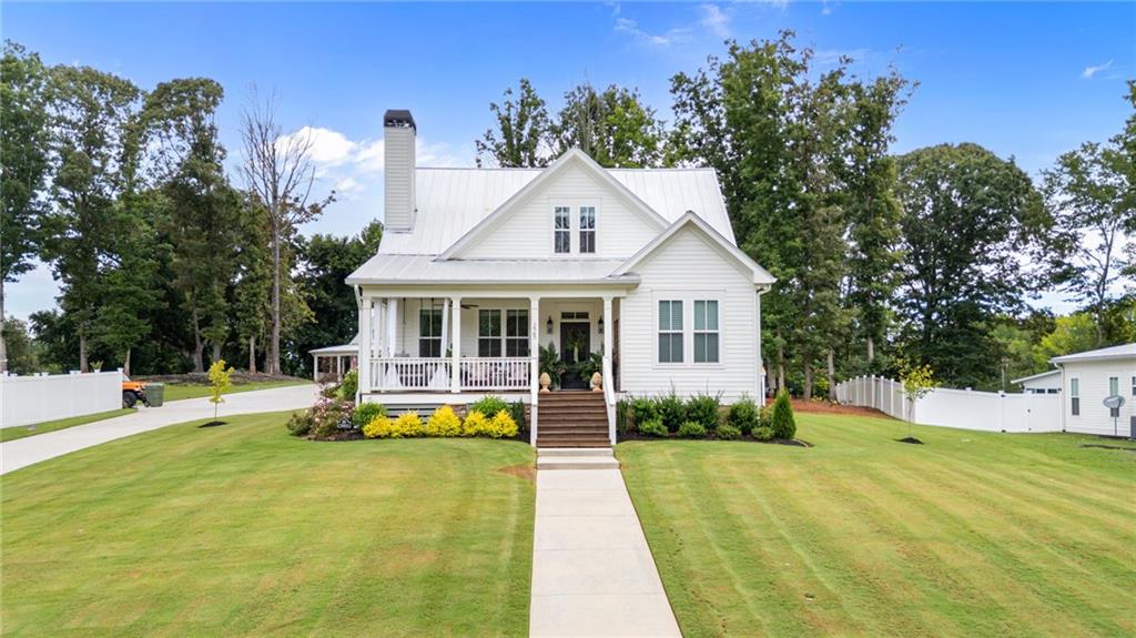 Cleveland, Georgia, 30528, United States, 3 Bedrooms Bedrooms, ,3 BathroomsBathrooms,Residential,For Sale,1905575