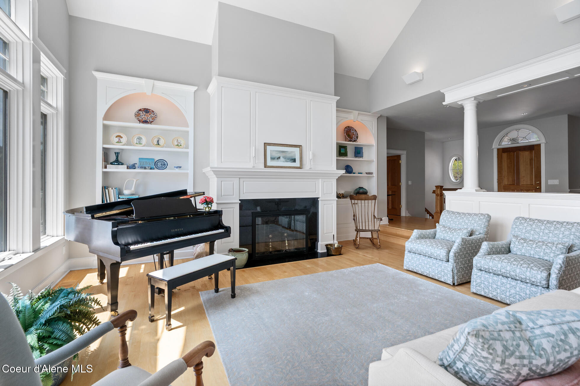 Coeur d'Alene, Idaho, 83814, United States, 4 Bedrooms Bedrooms, ,5 BathroomsBathrooms,Residential,For Sale,1864122