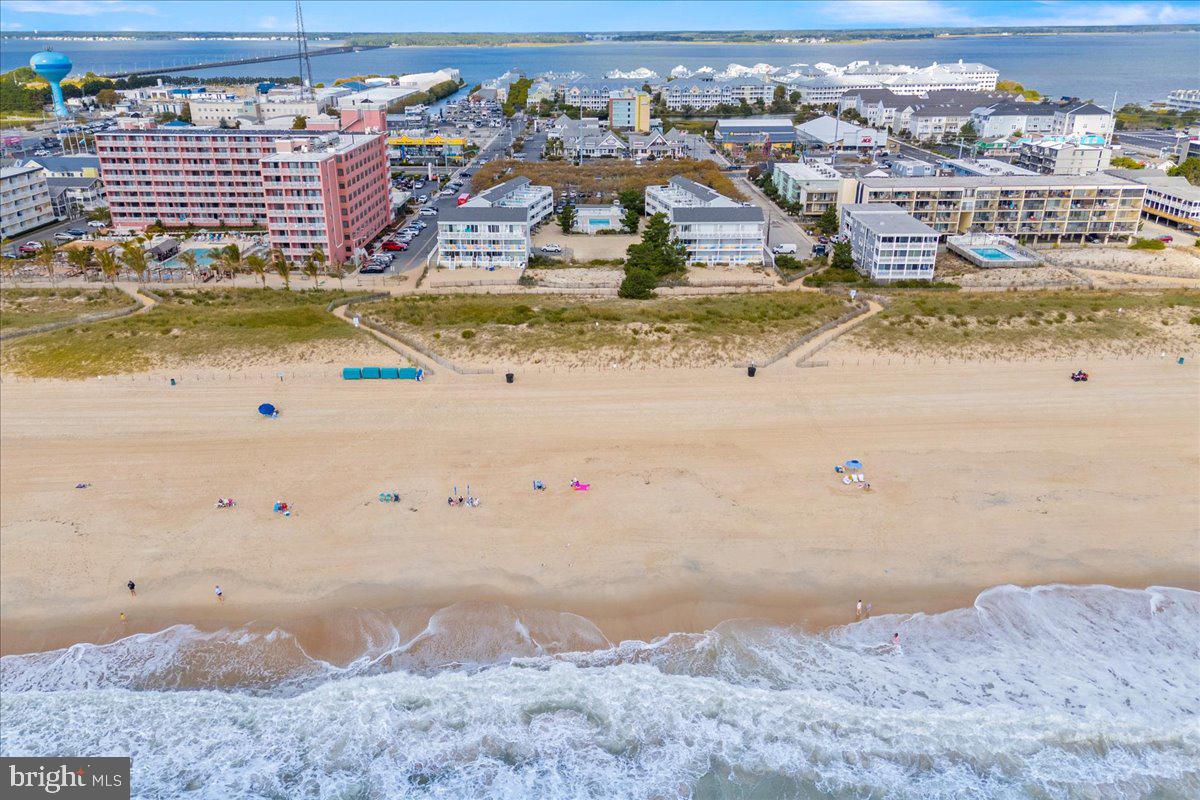Ocean City, Maryland, 21842, United States, 4 Bedrooms Bedrooms, ,4 BathroomsBathrooms,Residential,For Sale,1989462