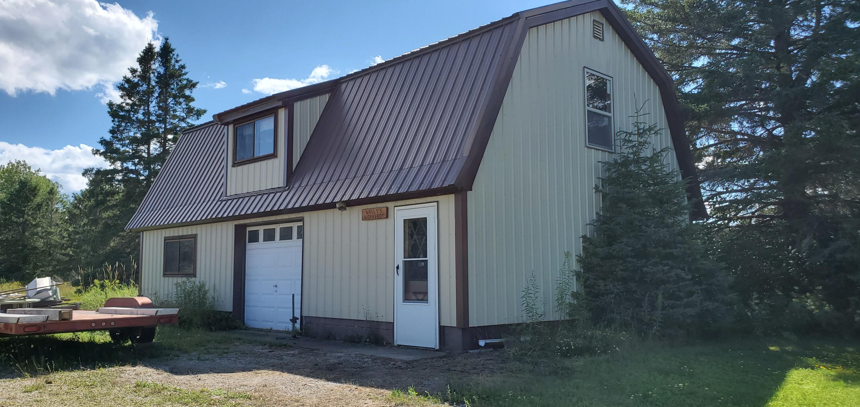 Hessel, Michigan, 49745, United States, 7 Bedrooms Bedrooms, ,3 BathroomsBathrooms,Residential,For Sale,1754020