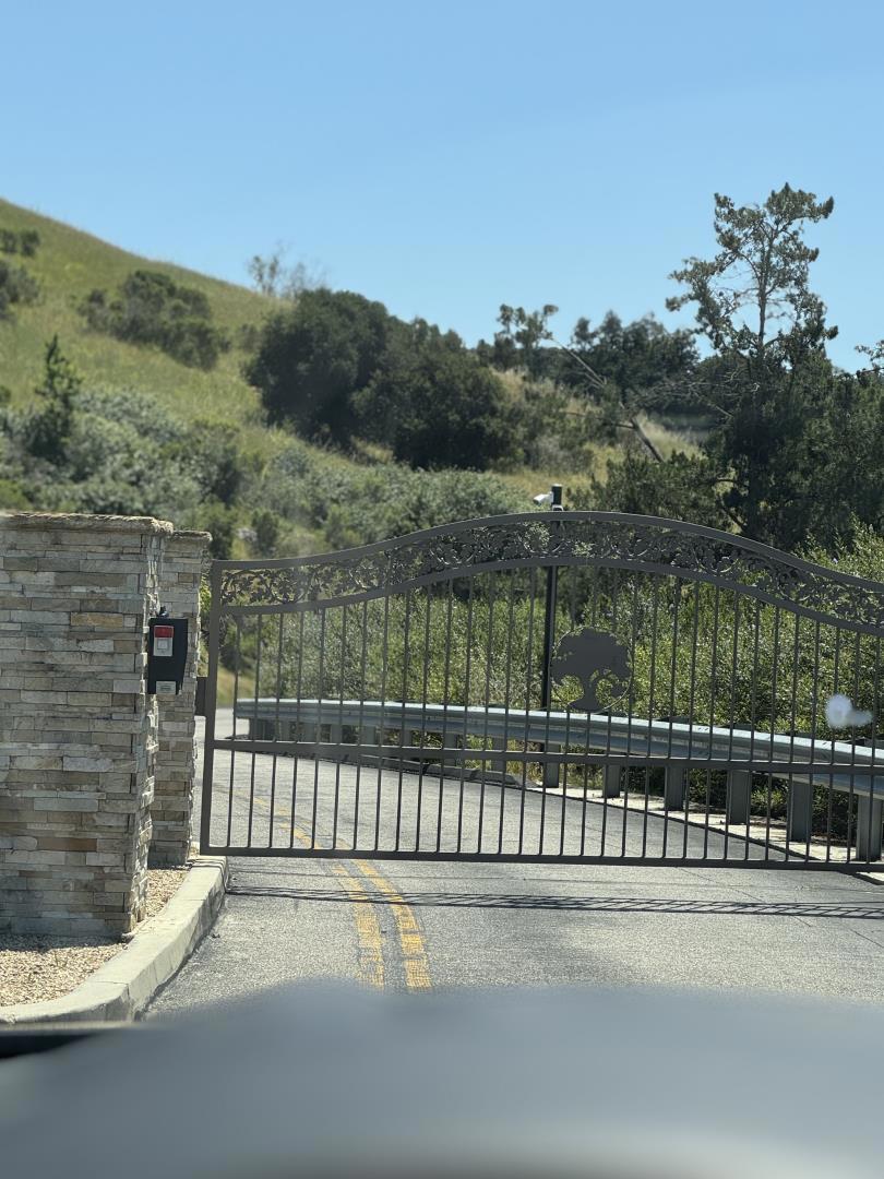 Aromas, California, 95004, United States, 3 Bedrooms Bedrooms, ,3 BathroomsBathrooms,Residential,For Sale,2048722