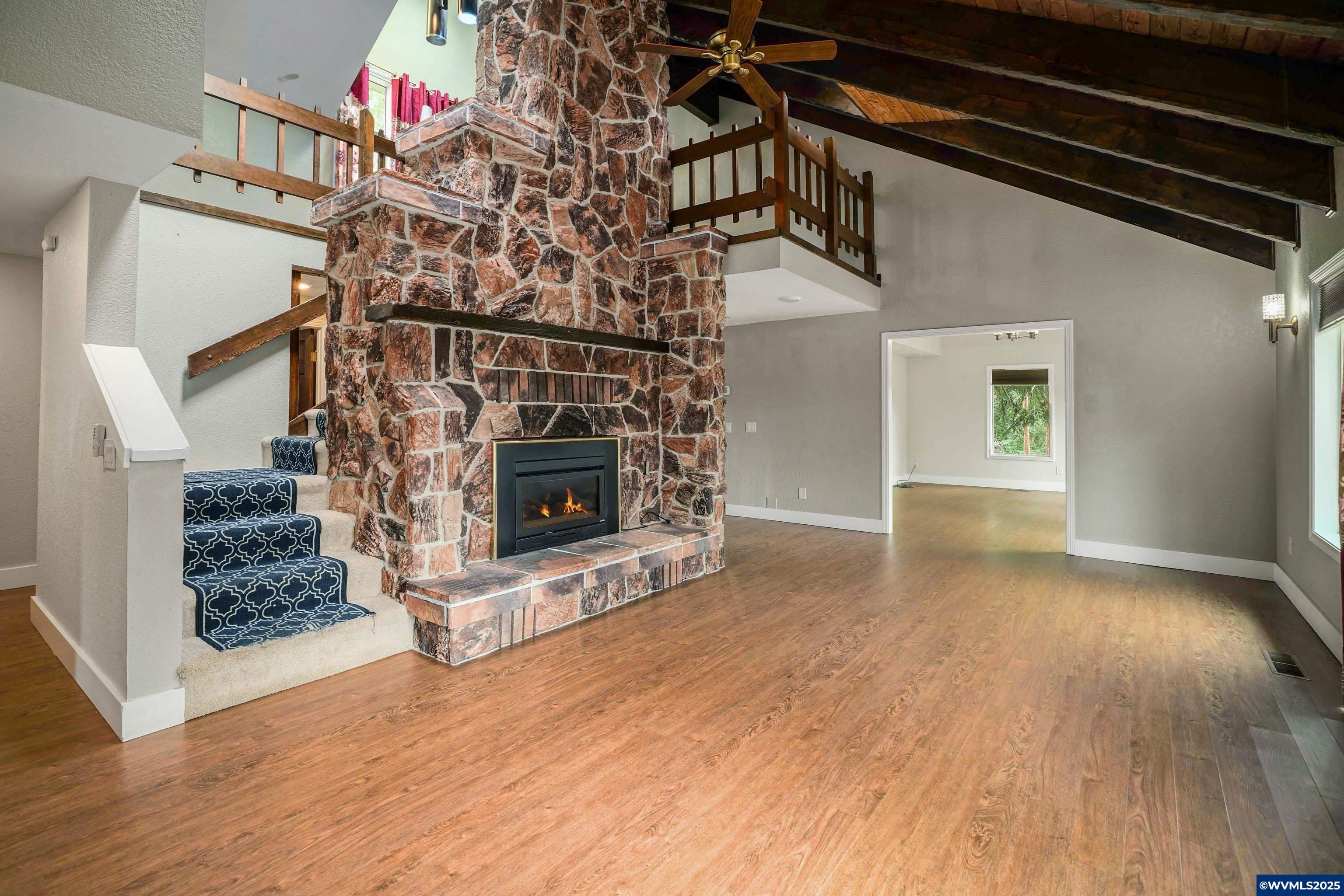 Salem, Oregon, 97304, United States, 4 Bedrooms Bedrooms, ,4 BathroomsBathrooms,Residential,For Sale,1805050