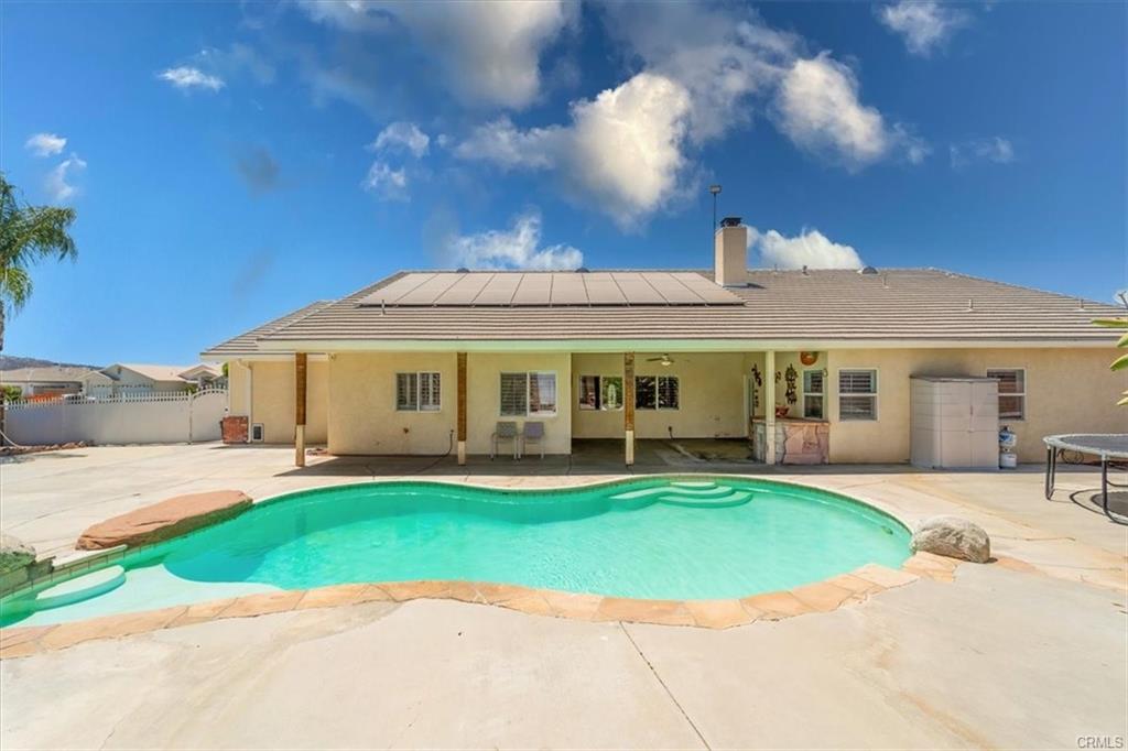 Hemet, California, 92544, United States, 4 Bedrooms Bedrooms, ,2 BathroomsBathrooms,Residential,For Sale,1899336