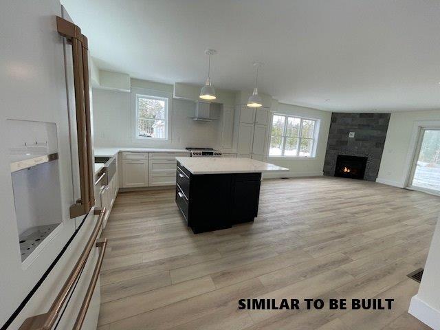Wells, Maine, 04090, United States, 2 Bedrooms Bedrooms, ,3 BathroomsBathrooms,Residential,For Sale,1700261