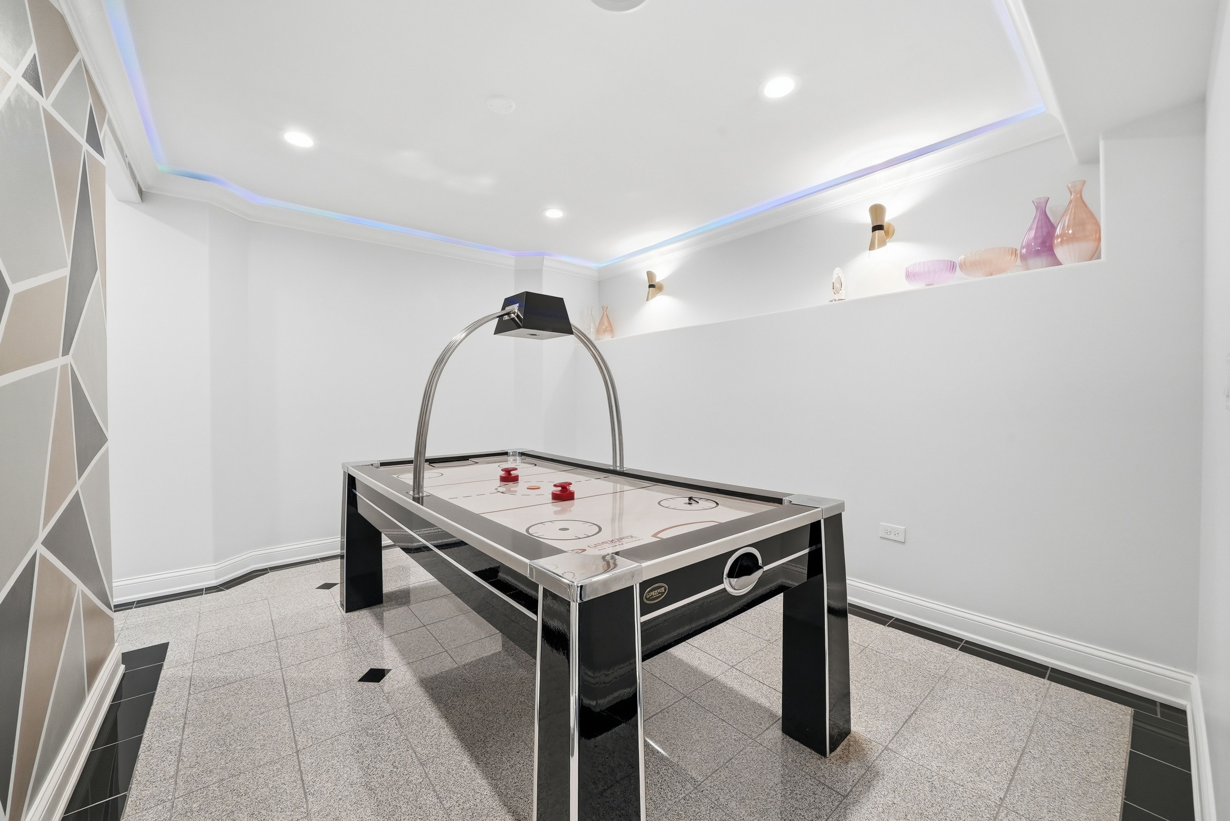  Perfectly Positioned in the Prestigious Golfview Hills Community of Hinsdale - 物件實景