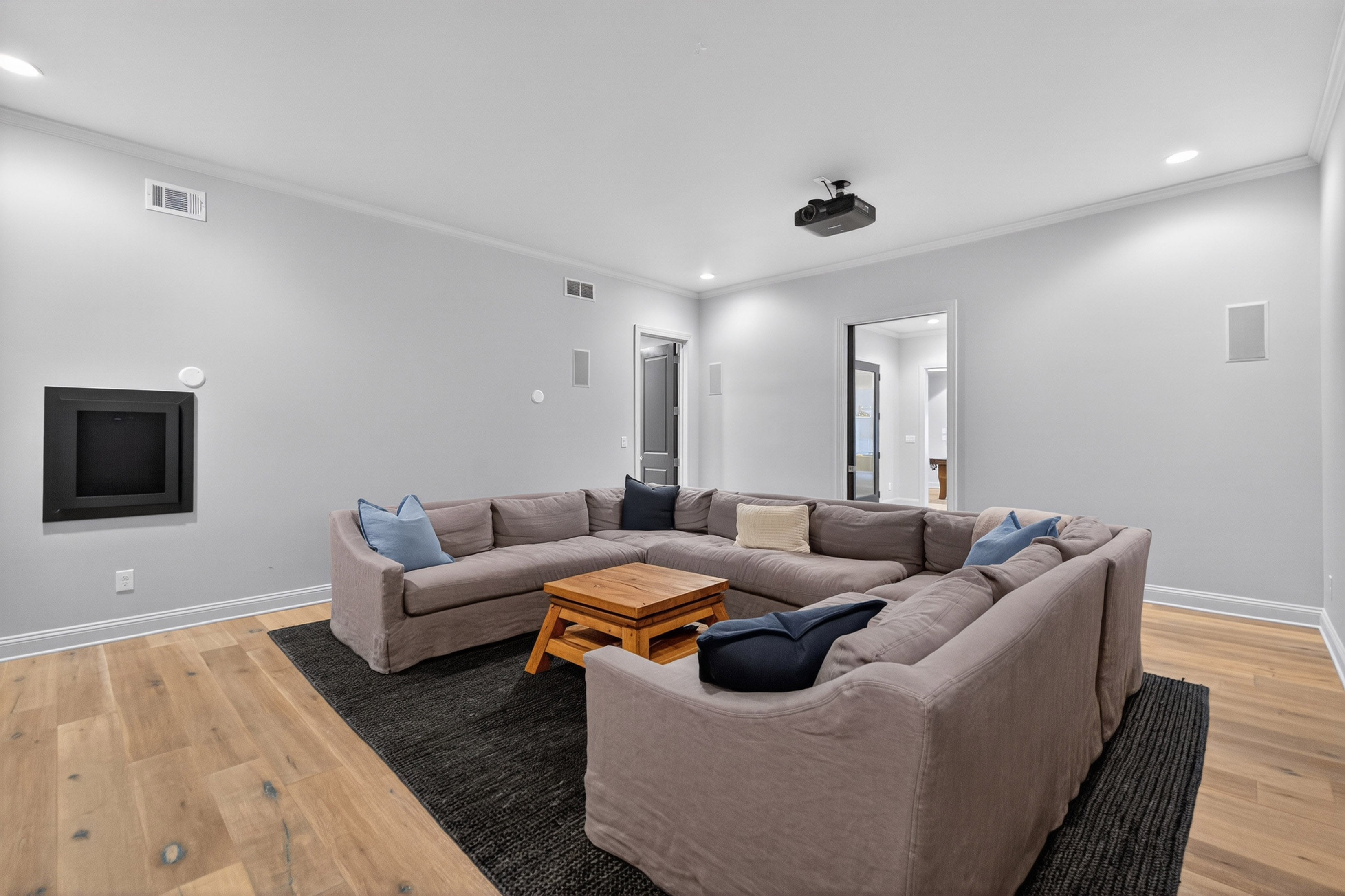  Experience Luxury in One of Georgia’s Most Prestigious Gated Golf Communities - 物件實景