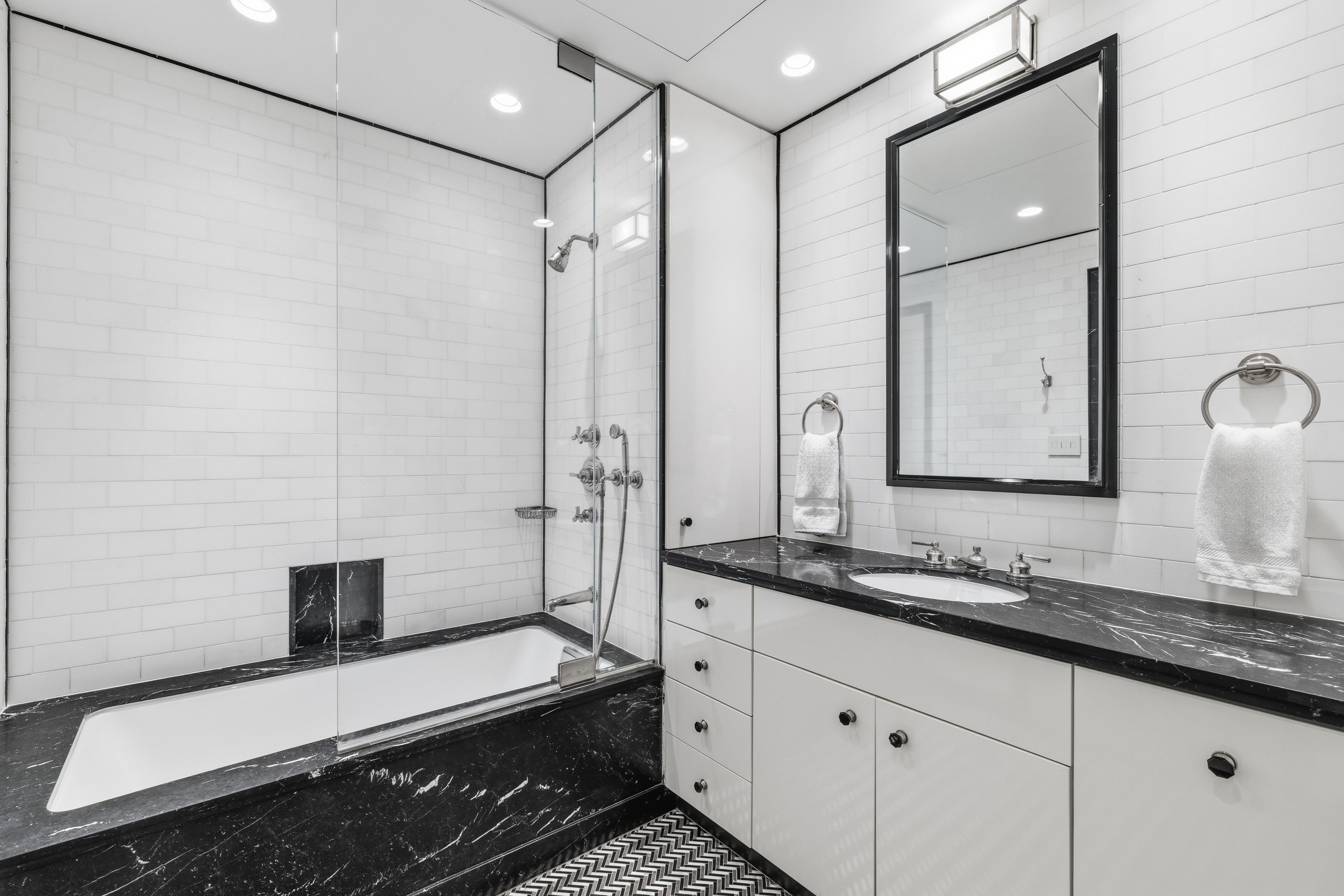  126 East 74th Street - 物件實景