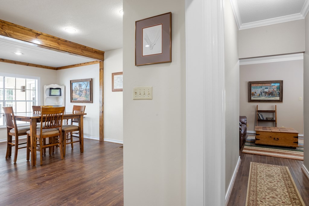 405 405 Frederick Rd, Fredericksburg, Texas, 78624, United States, 5 Bedrooms Bedrooms, ,5 BathroomsBathrooms,Residential,For Sale,405 405 Frederick Rd,1413377