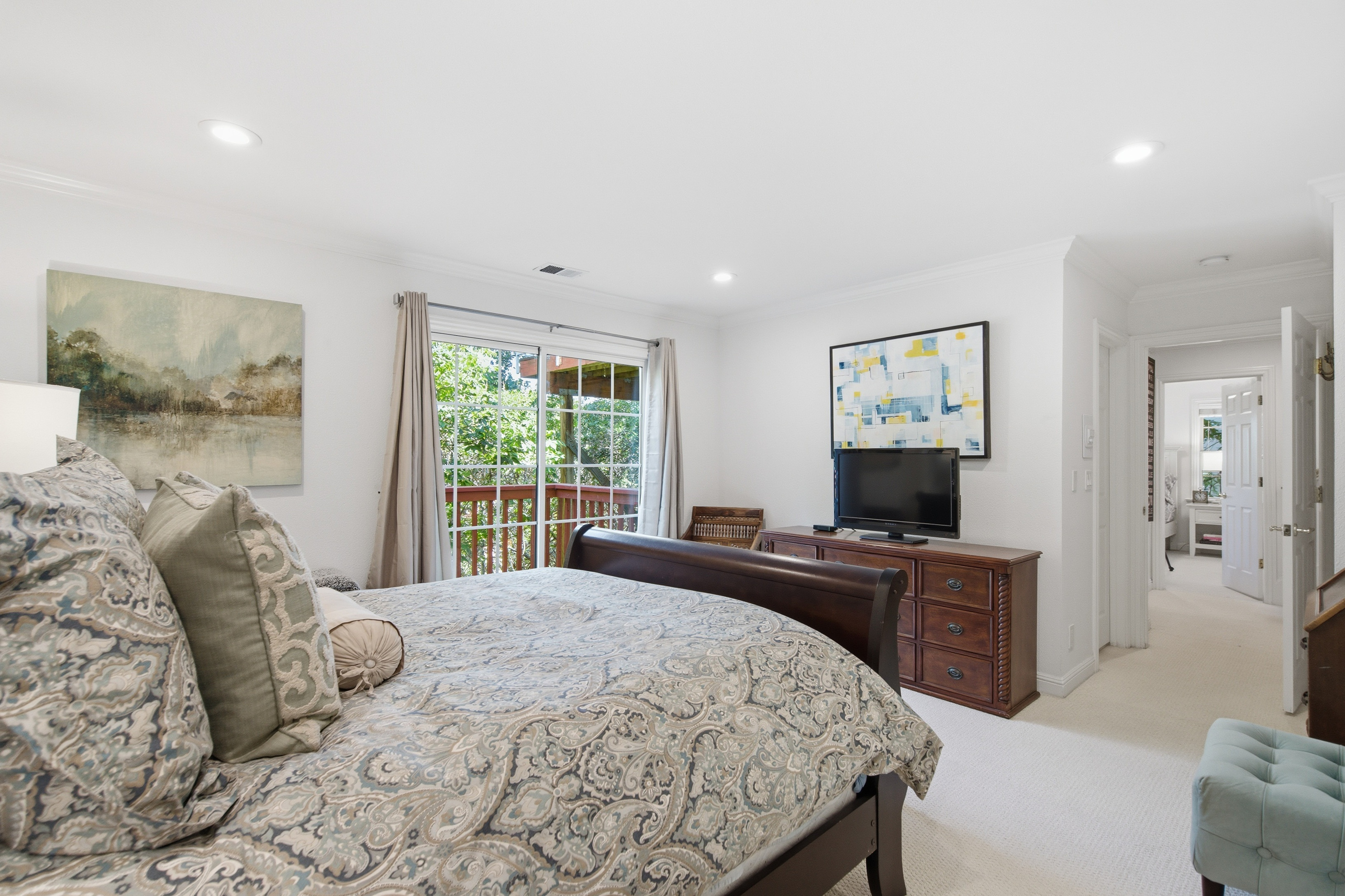  Prime Belmont Hills Home with Bay Views - 物件實景