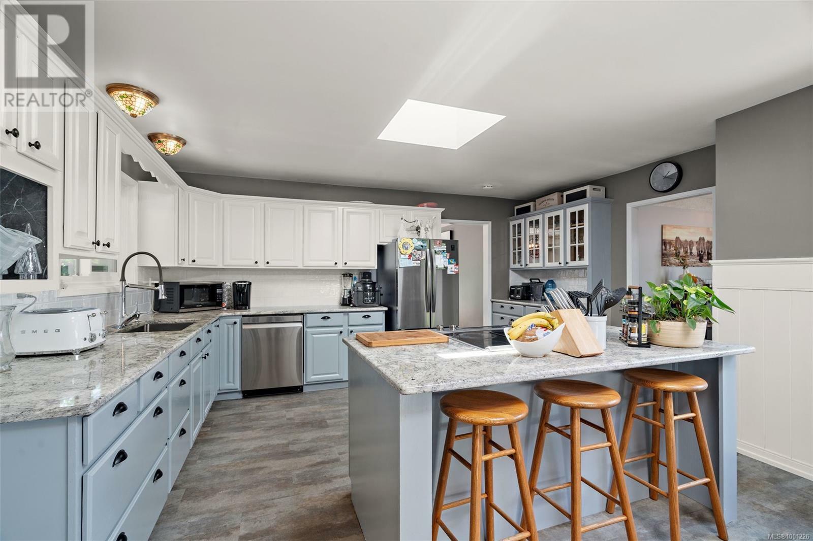 METCHOSIN, British Columbia, V9C 4B2, CA, 5 Bedrooms Bedrooms, ,3 BathroomsBathrooms,Residential,For Sale,1876081