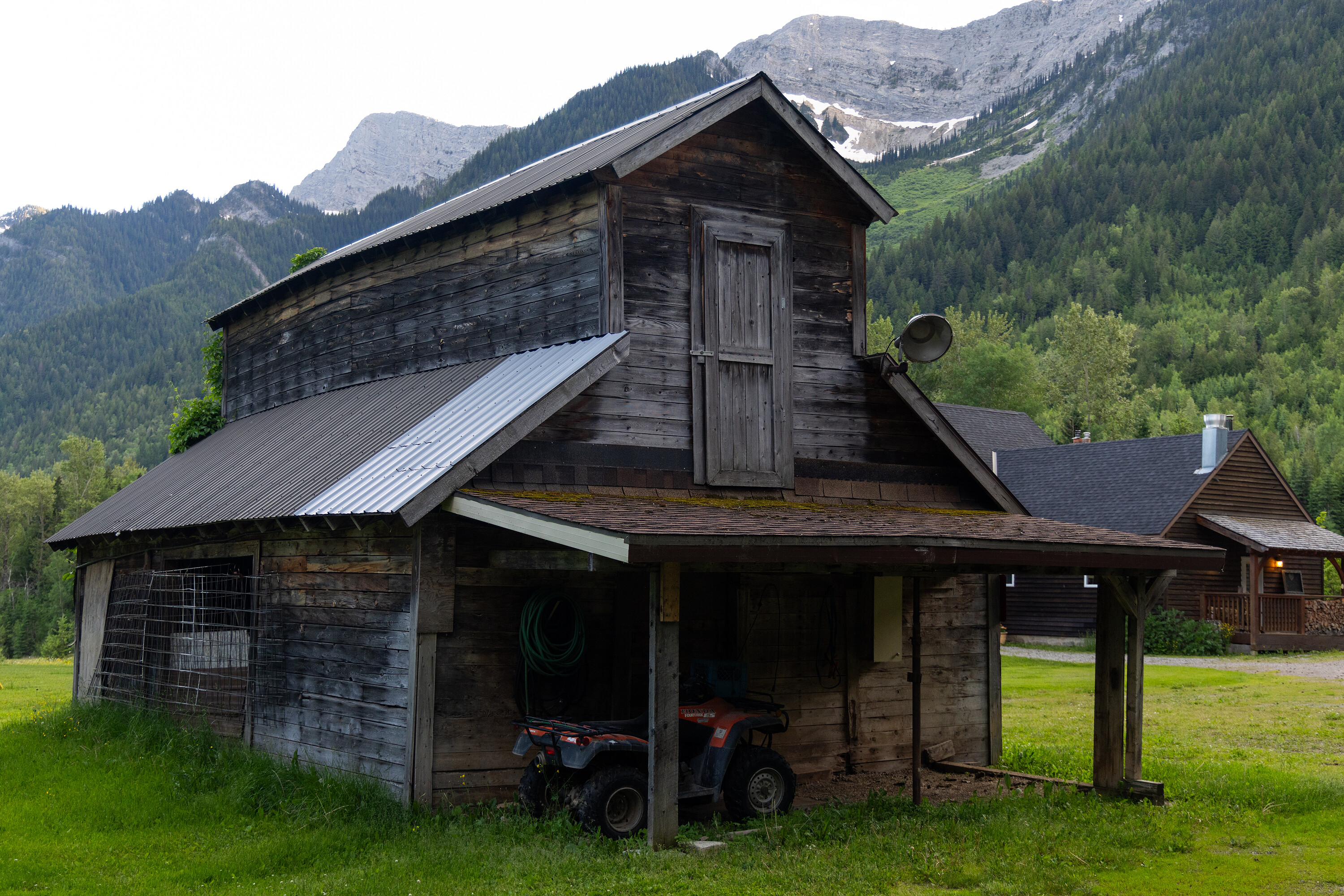  Exclusive Mountain Property - 物件實景
