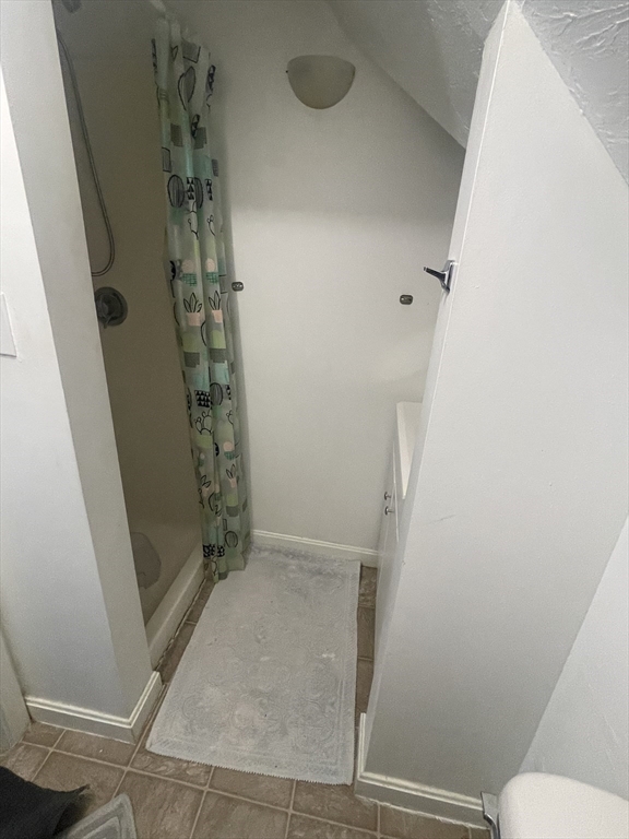 Marlborough, Massachusetts, 01752, United States, 6 Bedrooms Bedrooms, ,3 BathroomsBathrooms,Residential,For Sale,1976368