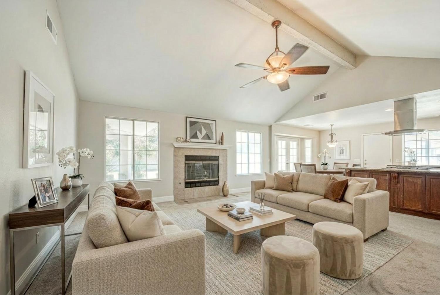 Fresno, California, 93722, United States, 3 Bedrooms Bedrooms, ,2 BathroomsBathrooms,Residential,For Sale,2039755
