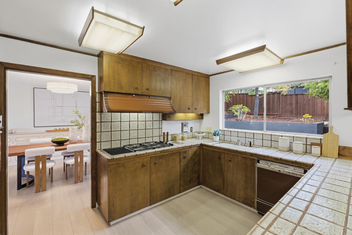 Millbrae, California, 94030, United States, 4 Bedrooms Bedrooms, ,3 BathroomsBathrooms,Residential,For Sale,1989349