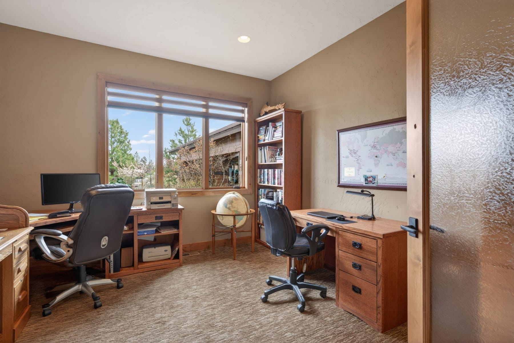  19345 Roswell Drive Bend, OR 97702 - 物件實景