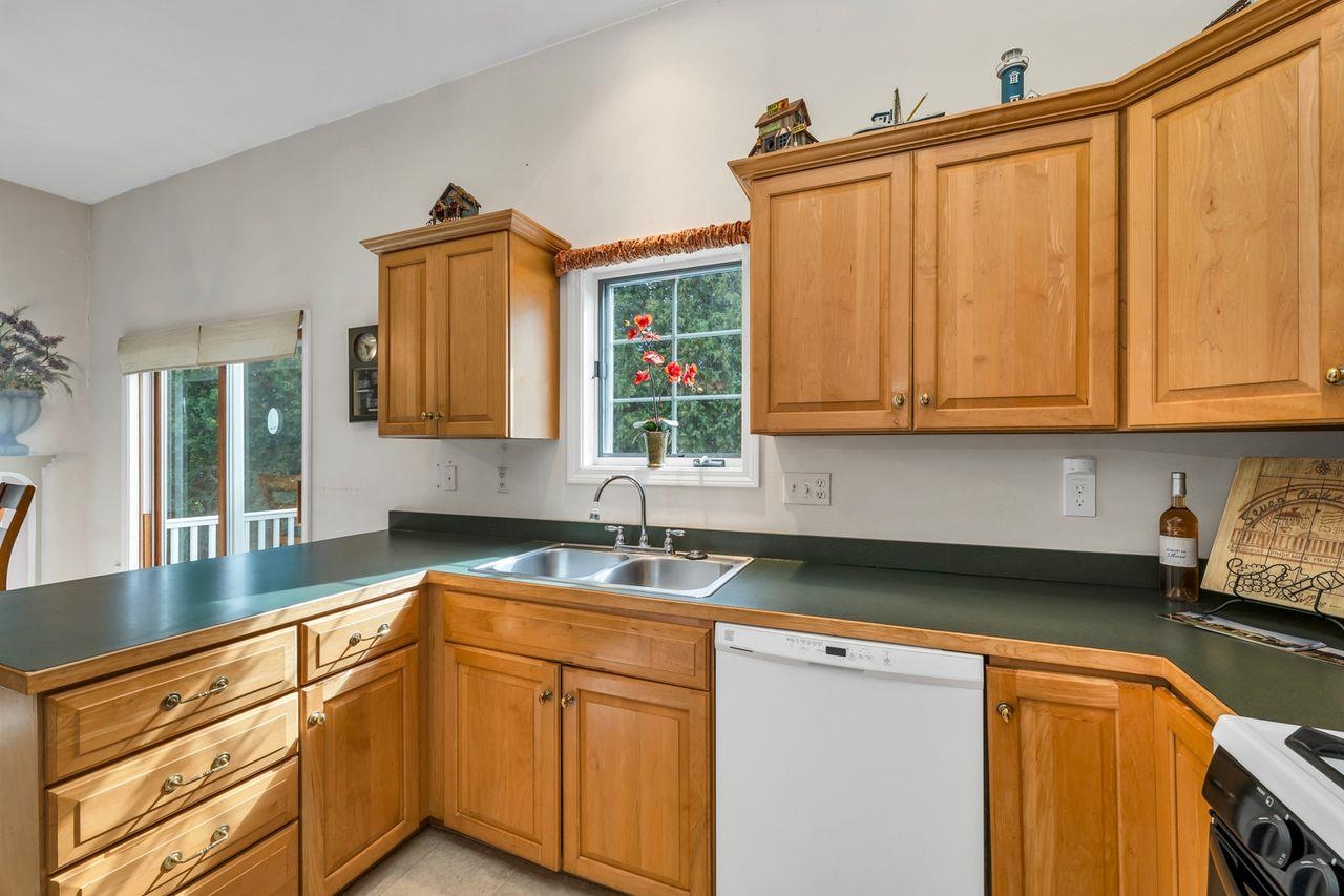 Seabrook, New Hampshire, 03874, United States, 3 Bedrooms Bedrooms, ,2 BathroomsBathrooms,Residential,For Sale,1986462