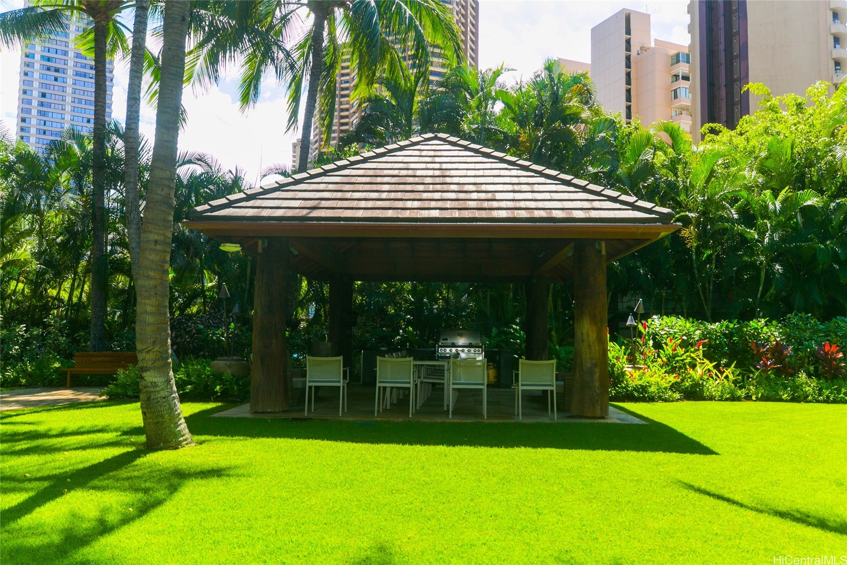 Honolulu, Hawaii, 96815, United States, 2 Bedrooms Bedrooms, ,2 BathroomsBathrooms,Residential,For Sale,1794682