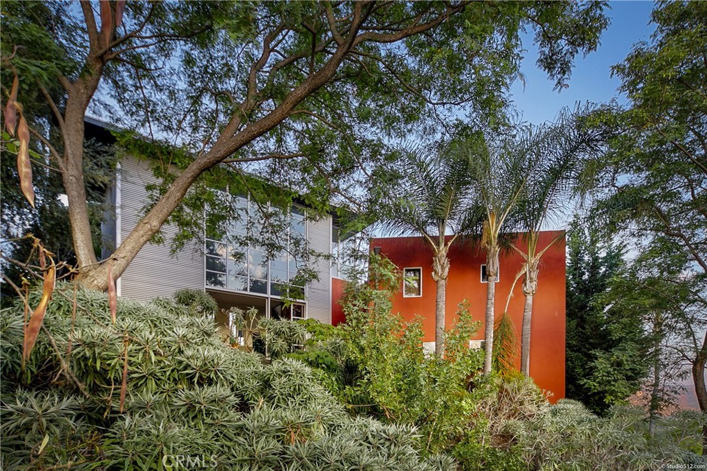 Escondido, California, 92025, United States, 4 Bedrooms Bedrooms, ,3 BathroomsBathrooms,Residential,For Sale,1994809