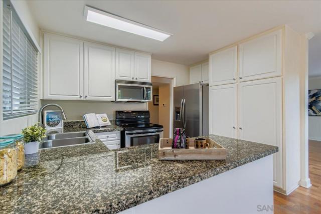 San Diego, California, 92127, United States, 2 Bedrooms Bedrooms, ,2 BathroomsBathrooms,Residential,For Sale,1944930