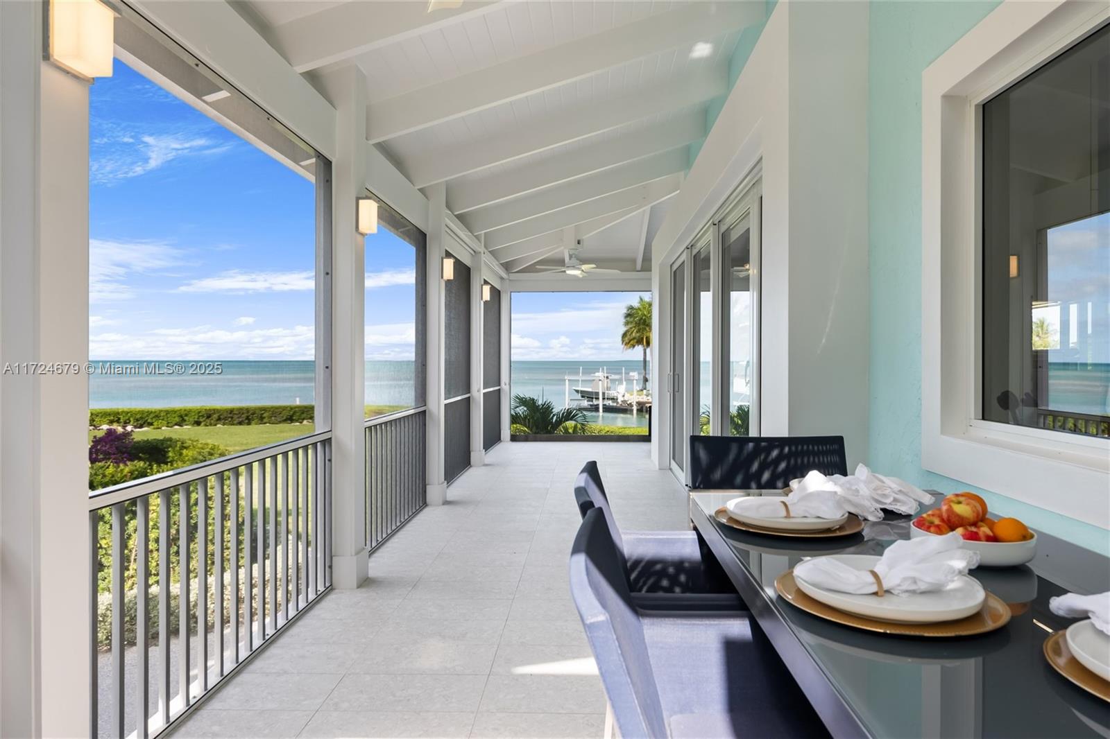 Islamorada, Florida, 33036, United States, 6 Bedrooms Bedrooms, ,4 BathroomsBathrooms,Residential,For Sale,1932543