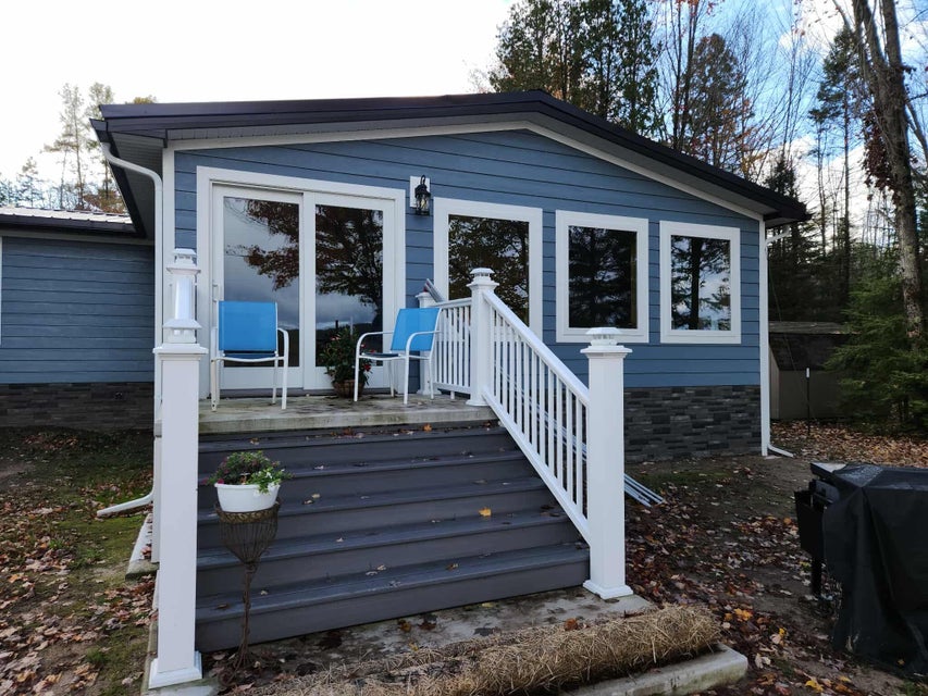 Sugar Island, Michigan, 49783, United States, 3 Bedrooms Bedrooms, ,1 BathroomBathrooms,Residential,For Sale,1980991