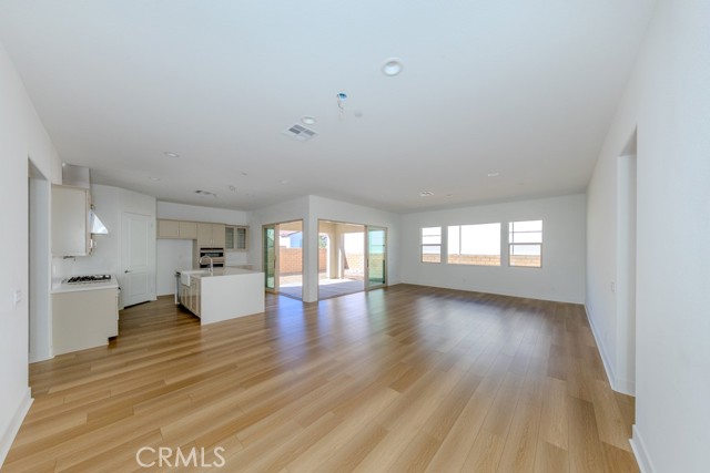 Corona, California, 92883, United States, 3 Bedrooms Bedrooms, ,3 BathroomsBathrooms,Residential,For Sale,1842584