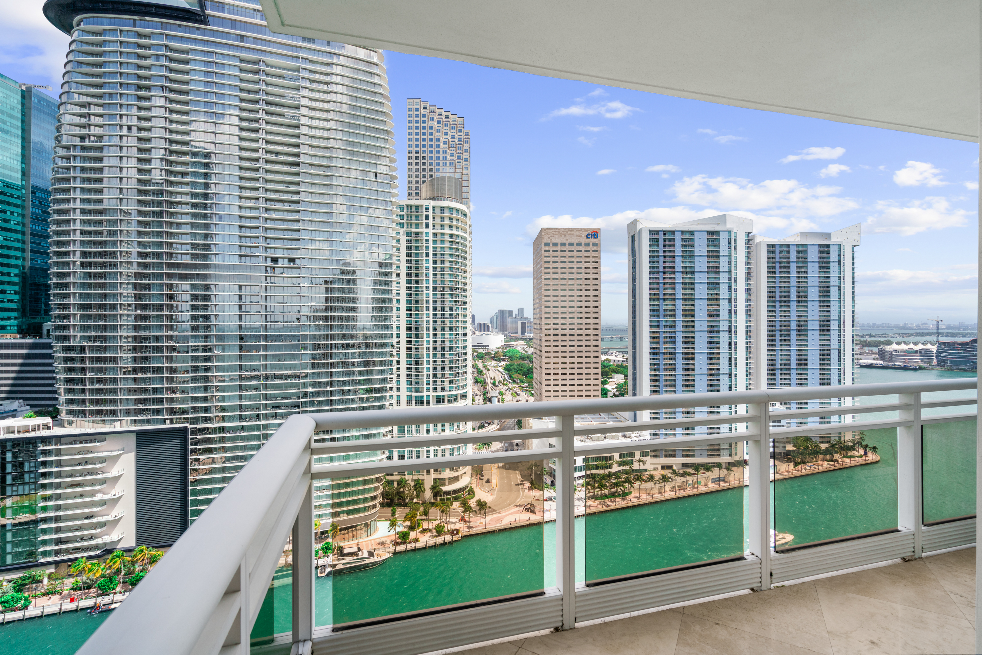  901 Brickell Key Blvd, Miami, FL, 33131 - 物件實景