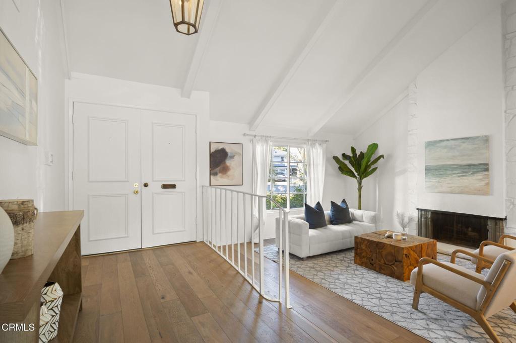 Ventura, California, 93001, United States, 4 Bedrooms Bedrooms, ,3 BathroomsBathrooms,Residential,For Sale,1979248