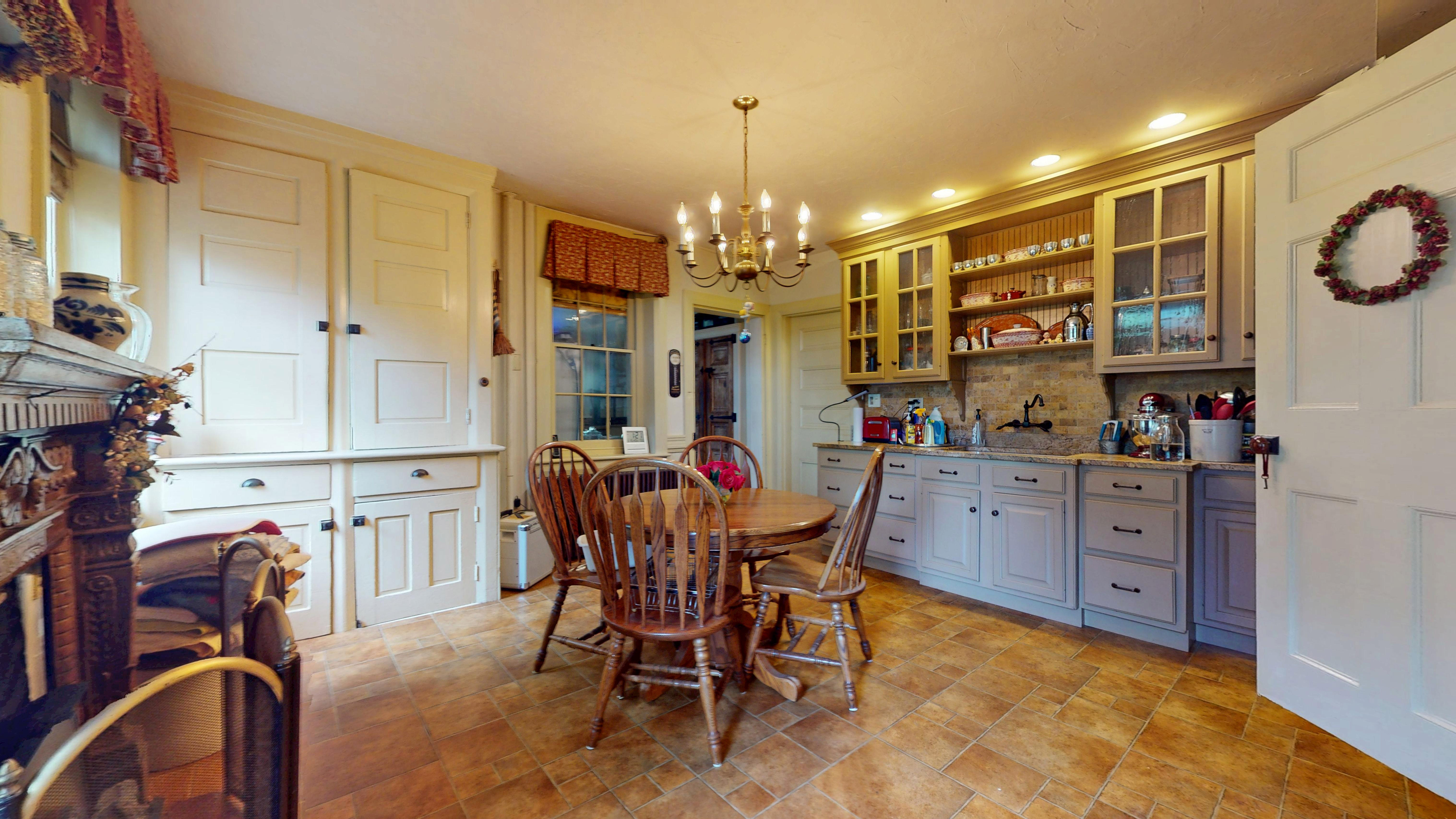 Absecon, New Jersey, 08201, United States, 7 Bedrooms Bedrooms, ,4 BathroomsBathrooms,Residential,For Sale,1974991