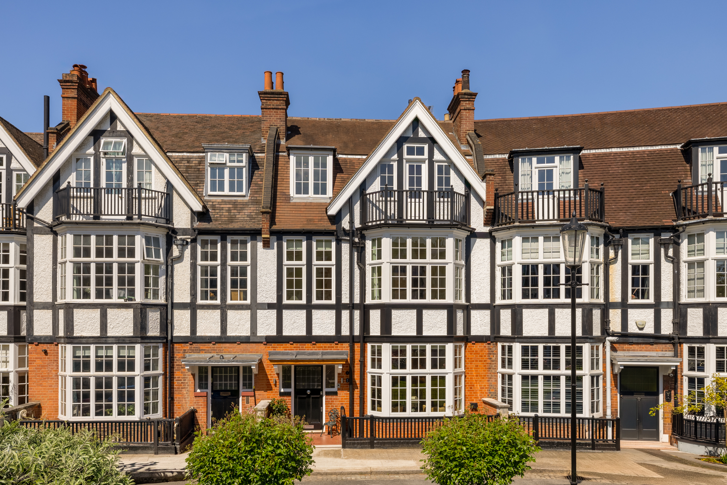  Beautiful family house overlooking Queen’s Elm Square - 物件實景