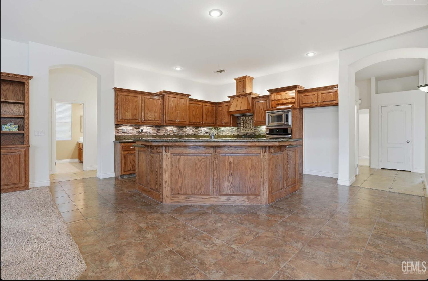 Bakersfield, California, 93314, United States, 5 Bedrooms Bedrooms, ,3 BathroomsBathrooms,Residential,For Sale,2012107