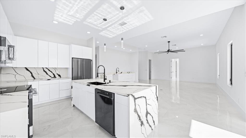 CAPE CORAL, Florida, 33990, United States, 3 Bedrooms Bedrooms, ,2 BathroomsBathrooms,Residential,For Sale,2005452