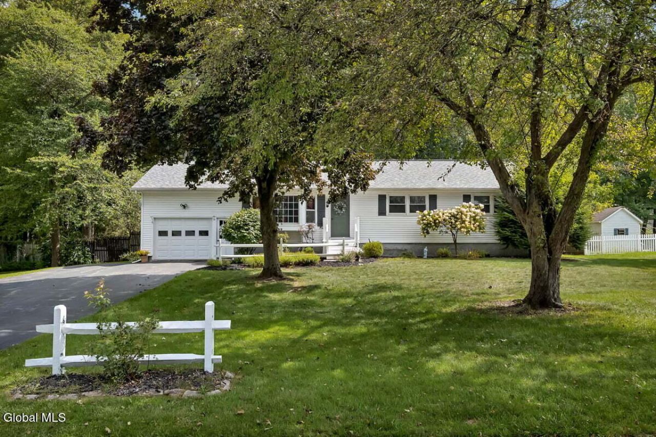 Patroon Pl, Ballston Lake, NY 12019 #1
