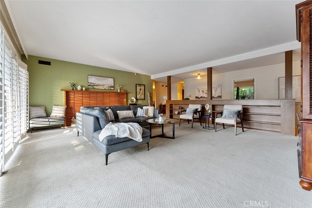 Riverside, California, 92506, United States, 4 Bedrooms Bedrooms, ,3 BathroomsBathrooms,Residential,For Sale,1973908