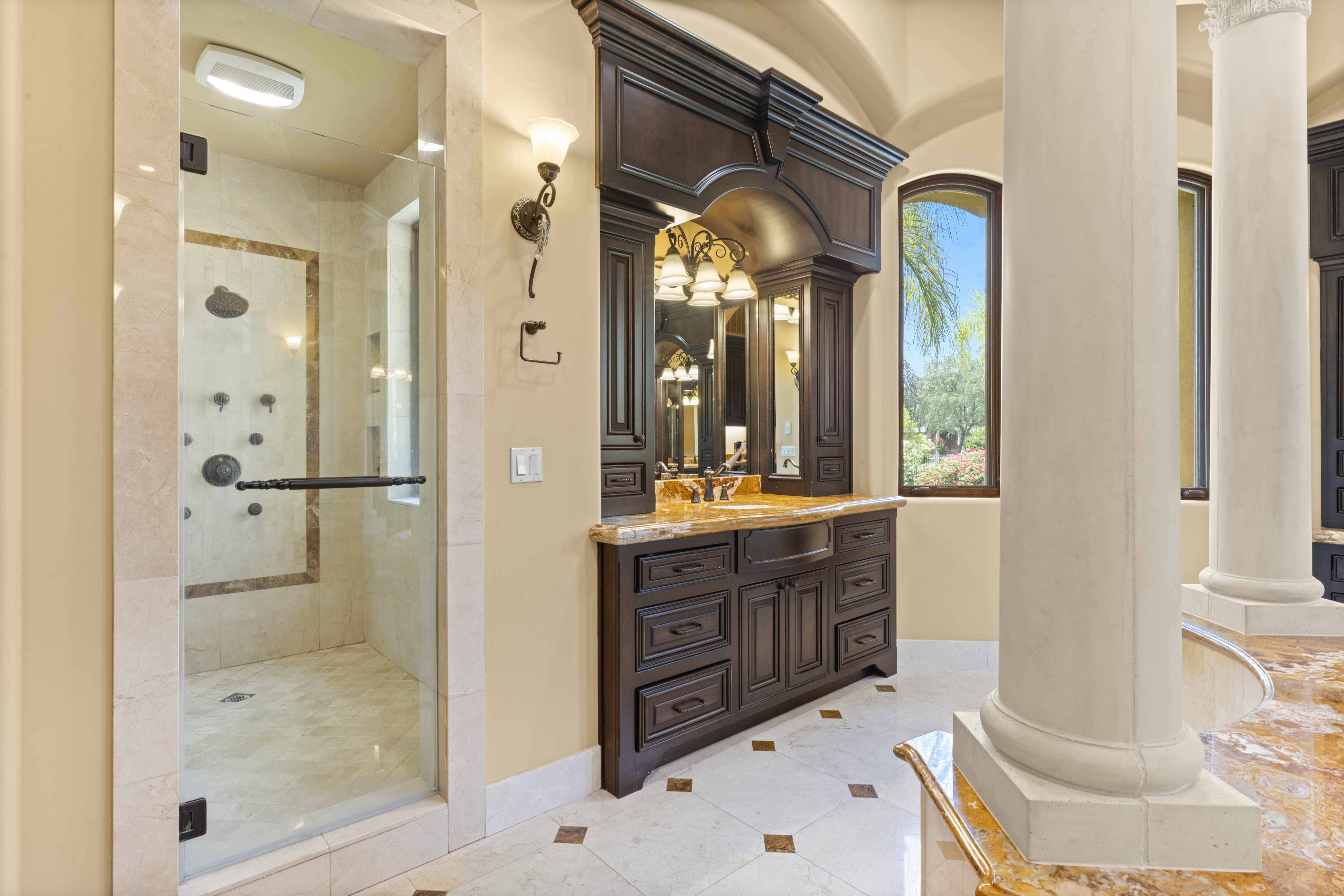  9220 Tuscany Oaks Court, Granite Bay, CA 95746 - 物件實景