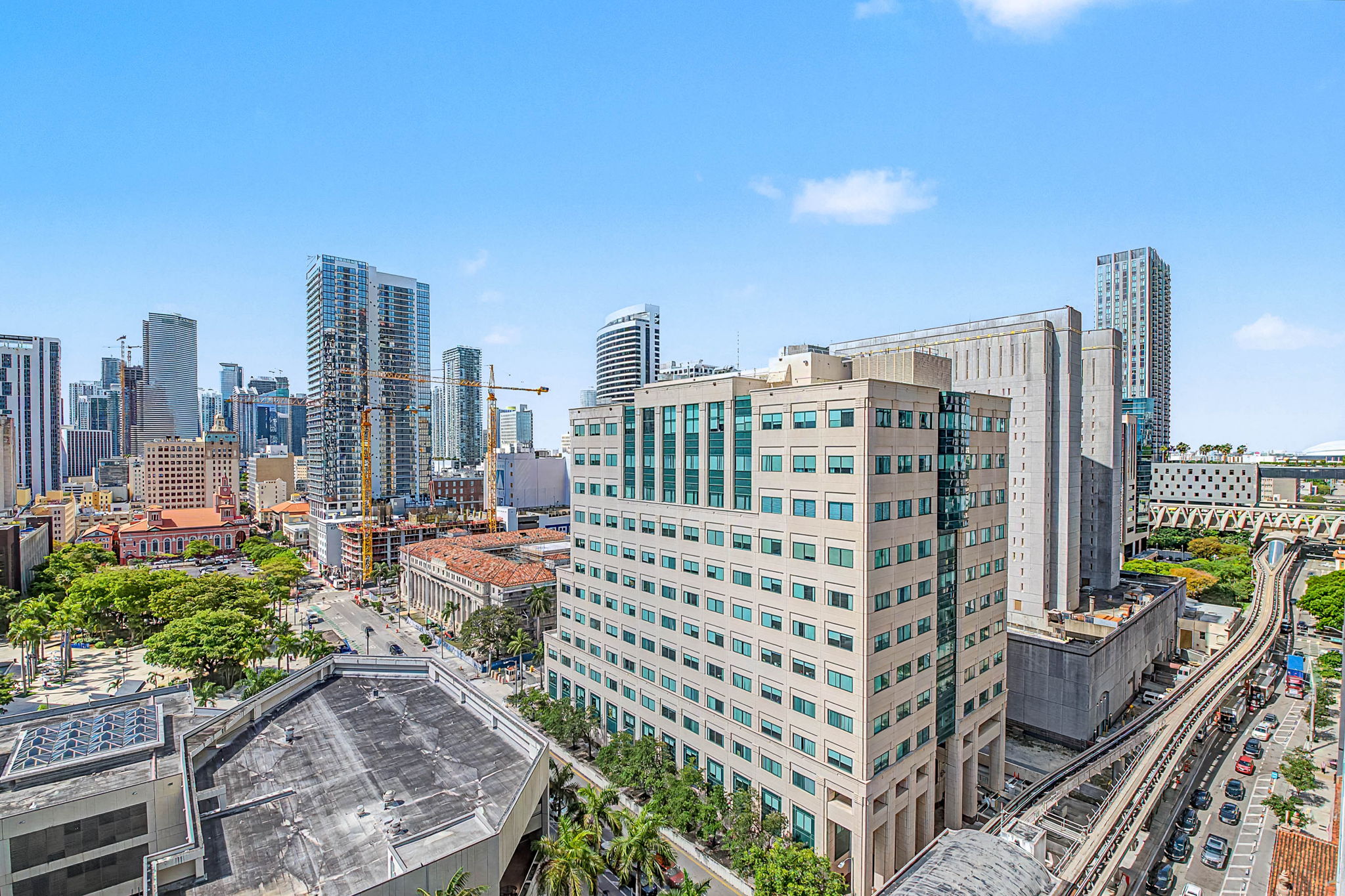  121 NE 25th St, Miami, FL, 33132 - 物件實景