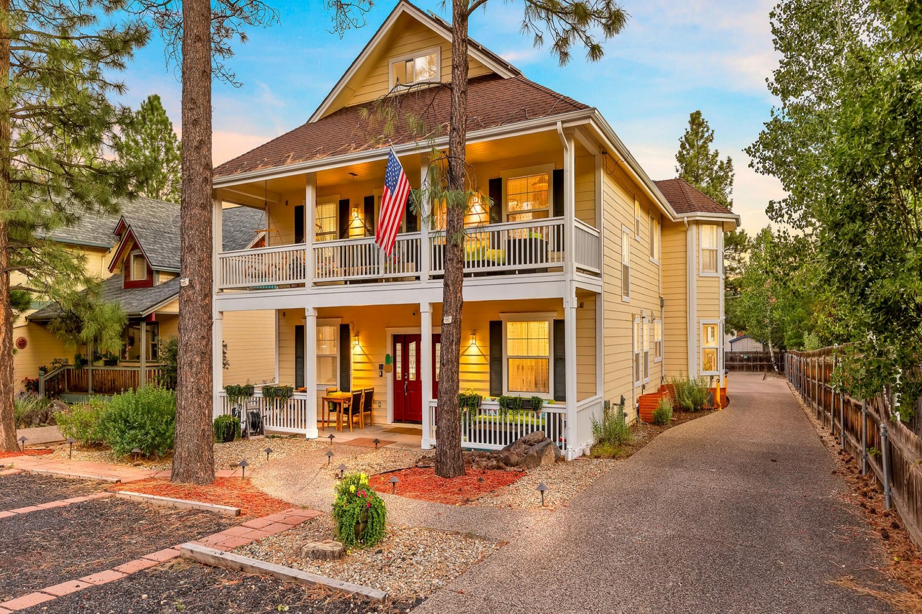  303 W Juniper Avenue  Flagstaff, AZ - 物件實景
