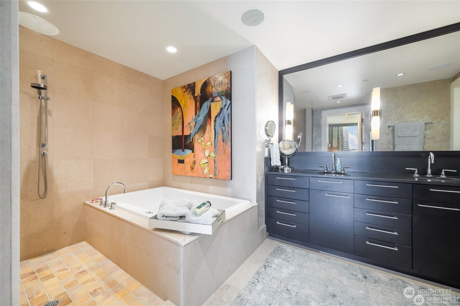 Seattle, Washington, 98101, United States, 2 Bedrooms Bedrooms, ,2 BathroomsBathrooms,Residential,For Sale,1699073
