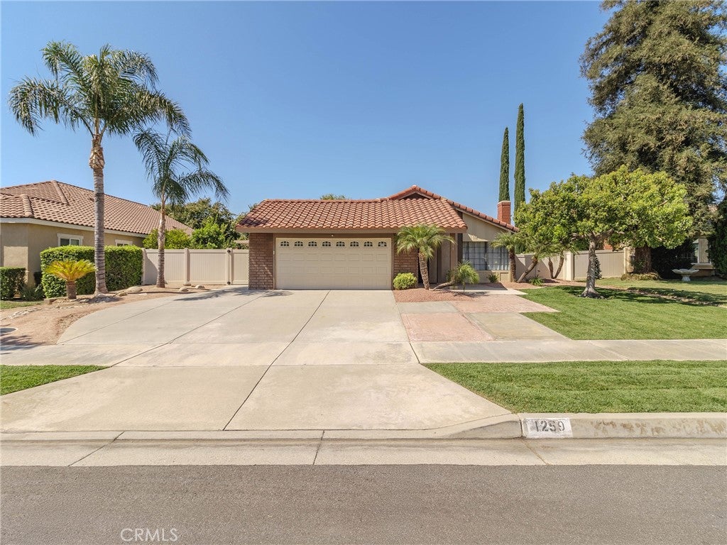 Redlands, California, 92374, United States, 4 Bedrooms Bedrooms, ,2 BathroomsBathrooms,Residential,For Sale,1921818
