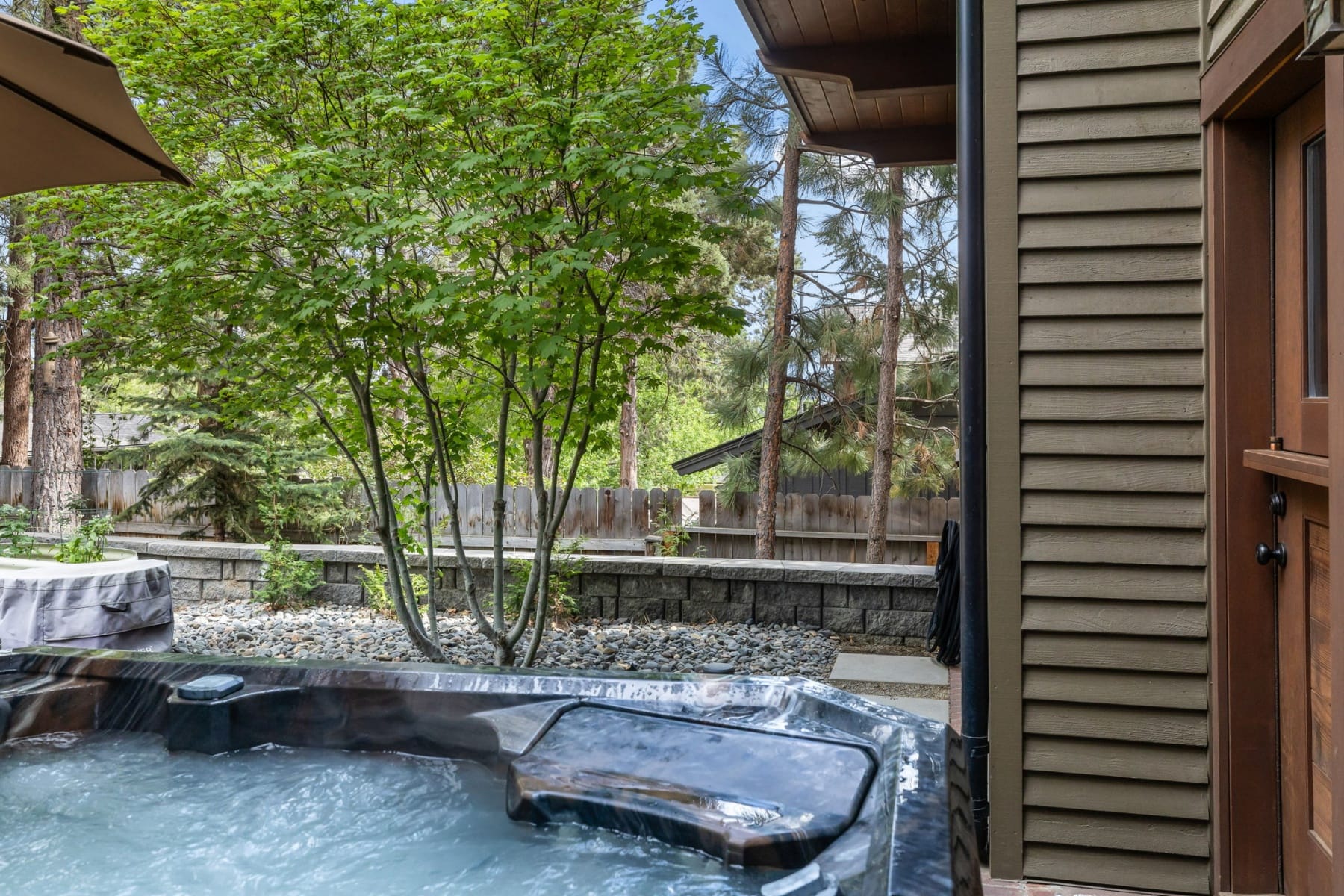  2216 NW 6th Street Bend, OR 97703 - 物件實景