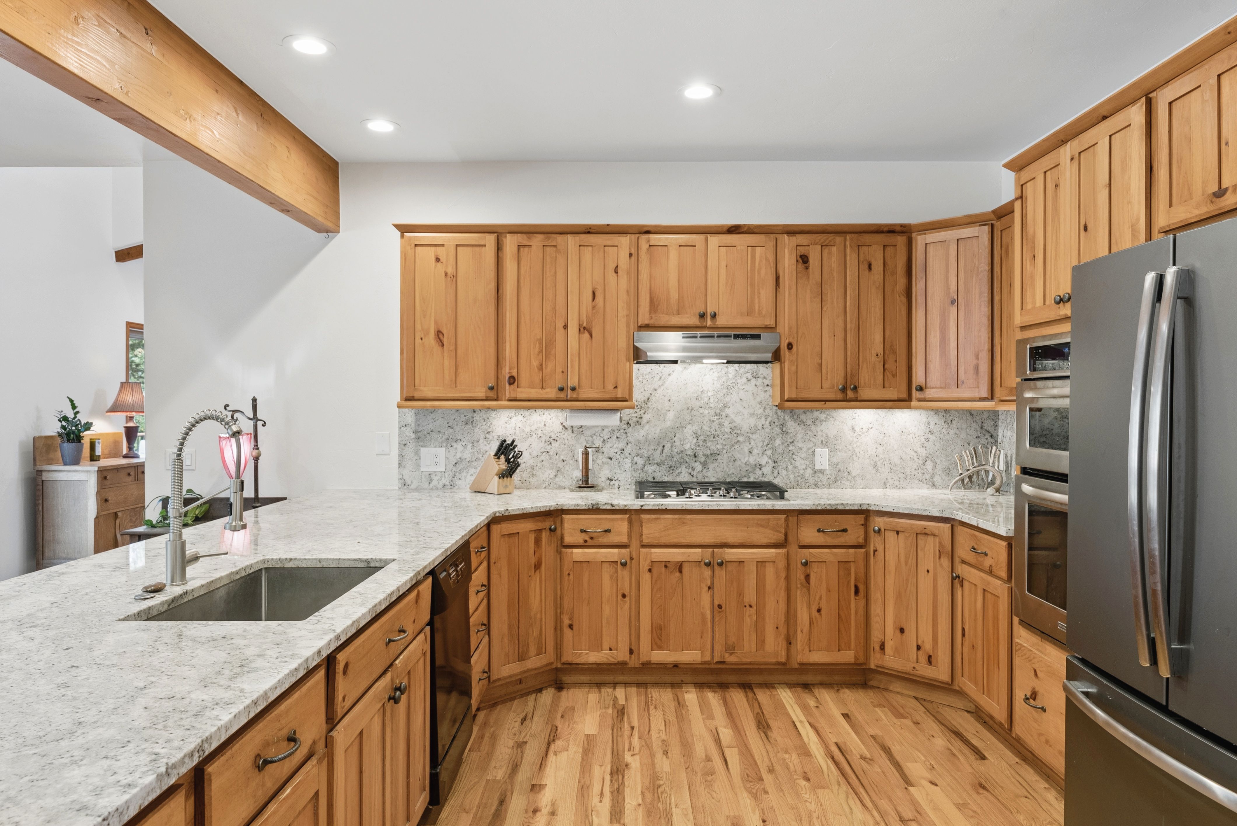  Comfort, Versatility & Evergreen Living - 物件實景