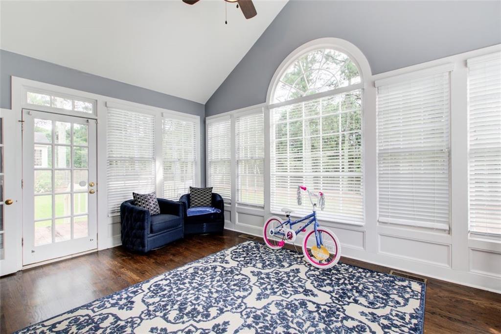 Snellville, Georgia, 30078, United States, 4 Bedrooms Bedrooms, ,3 BathroomsBathrooms,Residential,For Sale,1838061