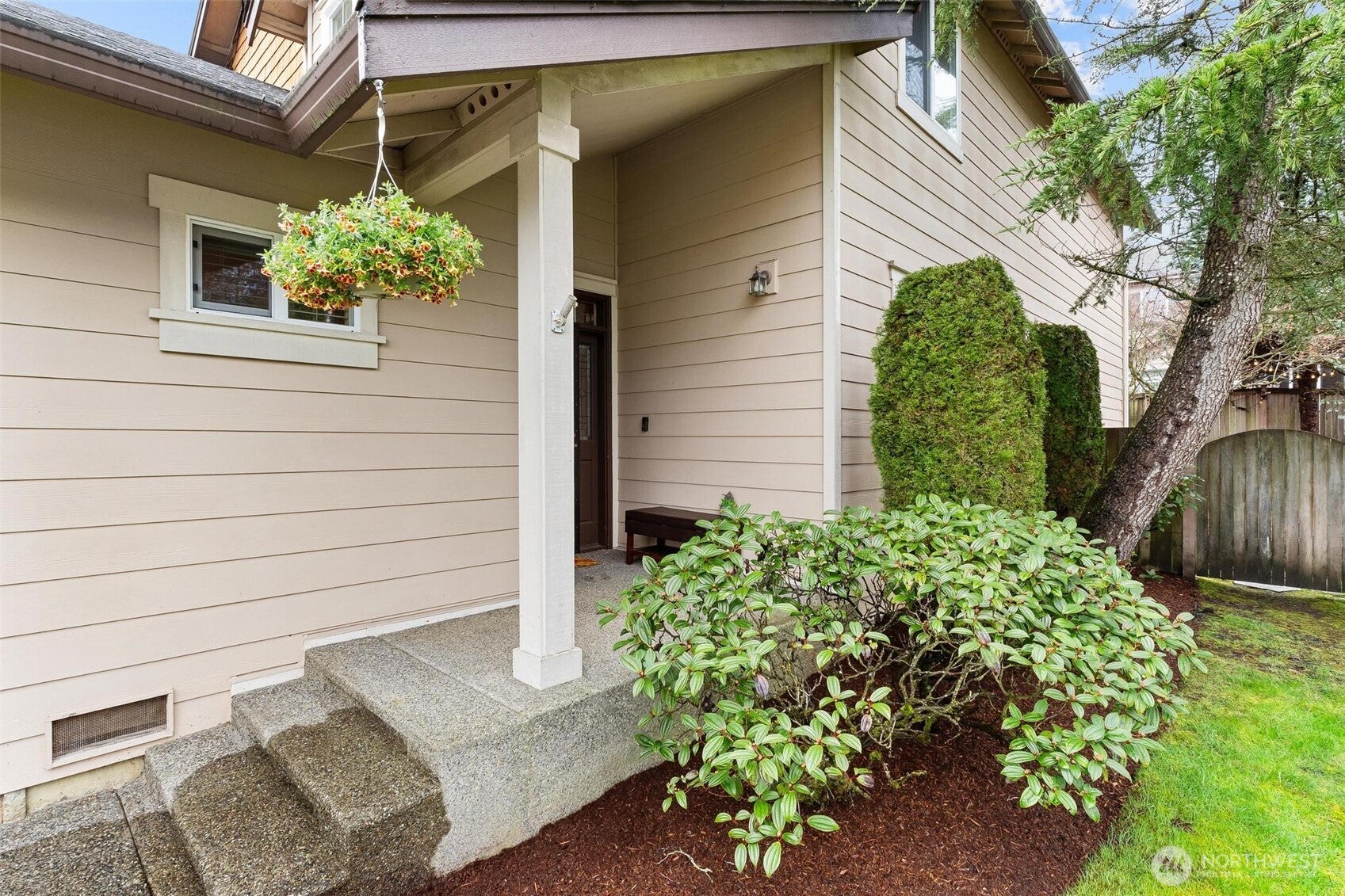 Mill Creek, Washington, 98012, United States, 5 Bedrooms Bedrooms, ,2 BathroomsBathrooms,Residential,For Sale,2034183