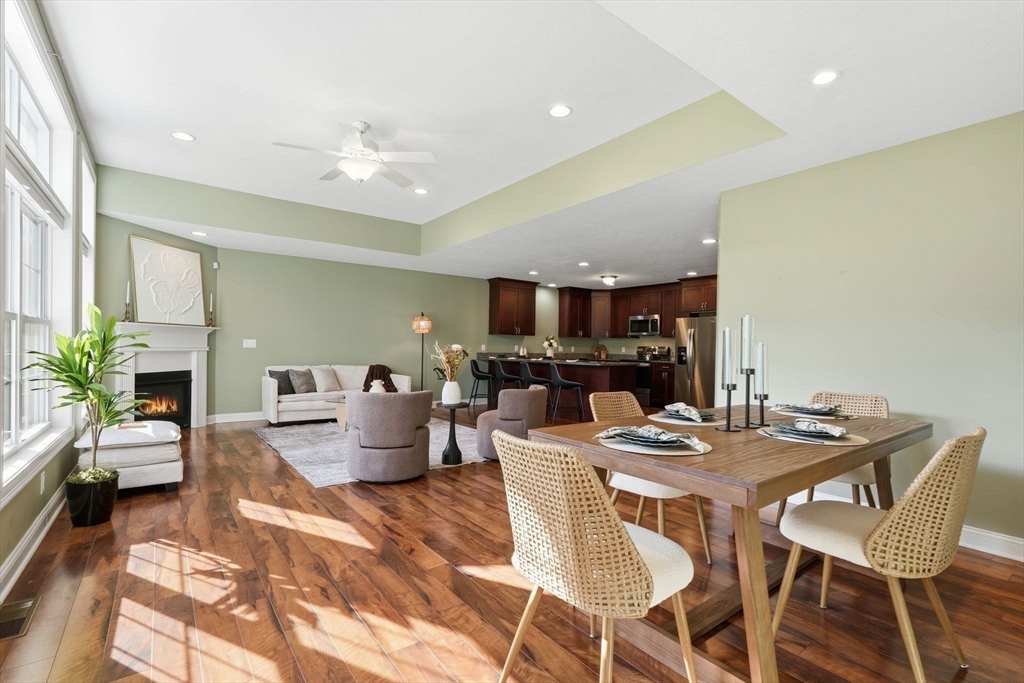 Wilbraham, Massachusetts, 01095, United States, 2 Bedrooms Bedrooms, ,2 BathroomsBathrooms,Residential,For Sale,1995815